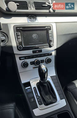 Купе Volkswagen CC / Passat CC 2012 в 