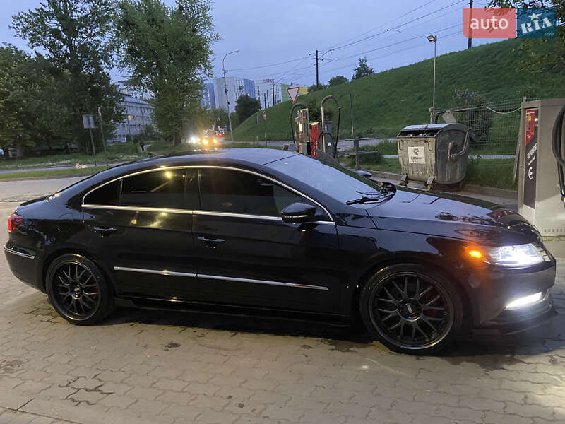 Купе Volkswagen CC / Passat CC 2012 в Львові