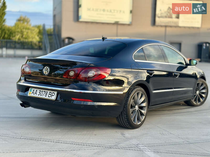 Купе Volkswagen CC / Passat CC 2009 в Києві