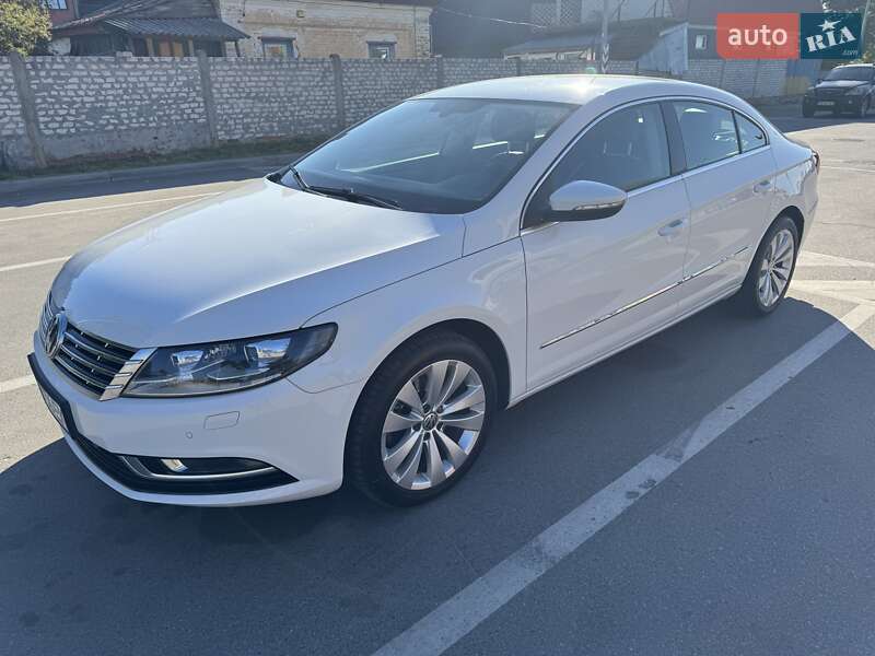 Купе Volkswagen CC / Passat CC 2013 в 