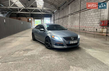 Купе Volkswagen CC / Passat CC 2010 в Киеве