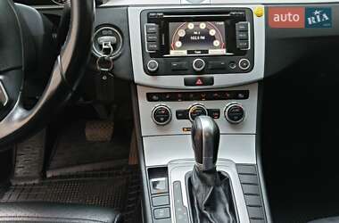 Купе Volkswagen CC / Passat CC 2015 в 