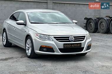 Купе Volkswagen CC / Passat CC 2010 в 