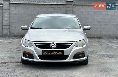 Купе Volkswagen CC / Passat CC 2010 в 