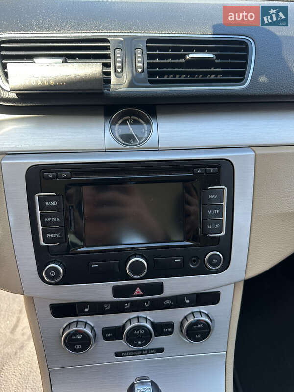 Купе Volkswagen CC / Passat CC 2012 в Львові фото 14 Купе Volkswagen CC / Passat CC 2012 в Львові