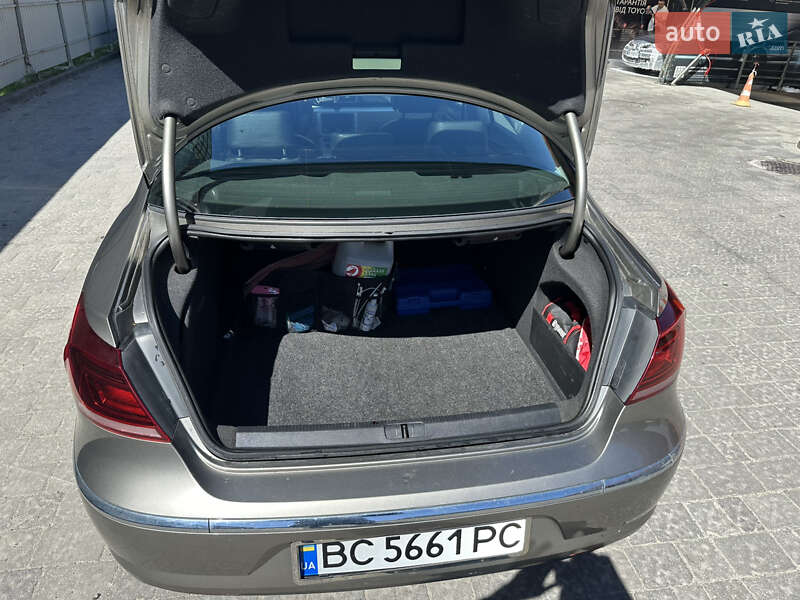 Купе Volkswagen CC / Passat CC 2012 в Львові фото 18 Купе Volkswagen CC / Passat CC 2012 в Львові