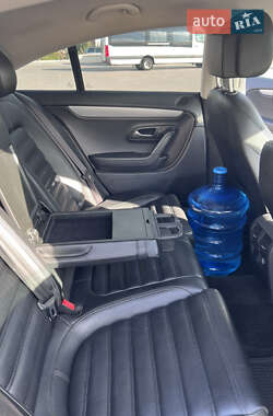 Купе Volkswagen CC / Passat CC 2013 в 