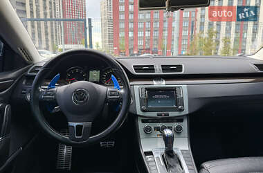 Купе Volkswagen CC / Passat CC 2012 в 
