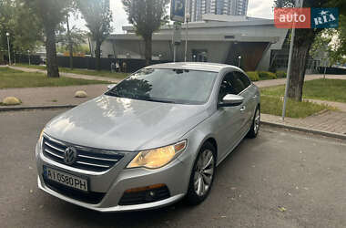 Купе Volkswagen CC / Passat CC 2009 в Києві