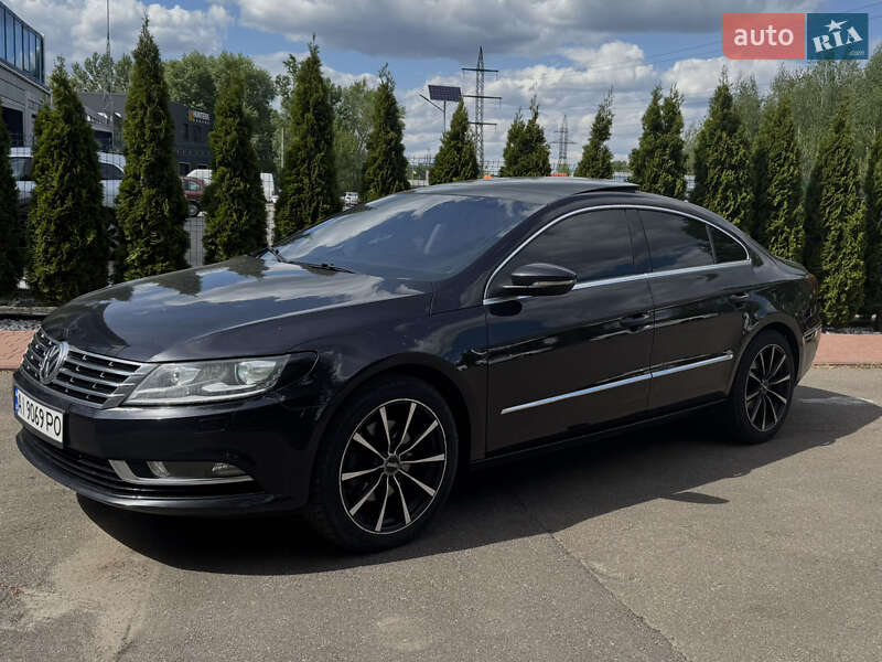 Купе Volkswagen CC / Passat CC 2012 в Киеве