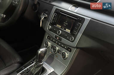 Купе Volkswagen CC / Passat CC 2012 в 