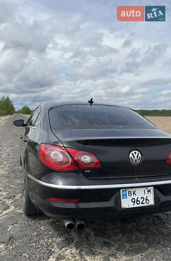 Купе Volkswagen CC / Passat CC 2012 в 