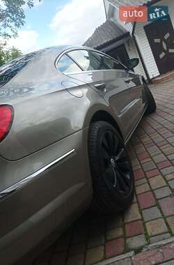 Купе Volkswagen CC / Passat CC 2009 в 
