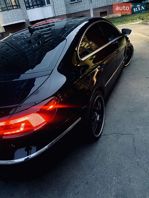 Купе Volkswagen CC / Passat CC 2012 в Львове