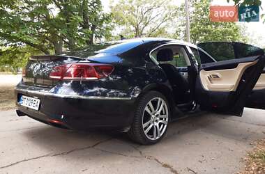 Купе Volkswagen CC / Passat CC 2012 в Херсоні