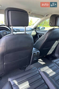 Купе Volkswagen CC / Passat CC 2013 в 