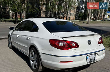 Купе Volkswagen CC / Passat CC 2011 в 
