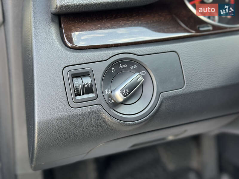 Купе Volkswagen CC / Passat CC 2012 в Хмельницком