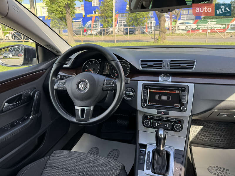 Купе Volkswagen CC / Passat CC 2012 в Хмельницком