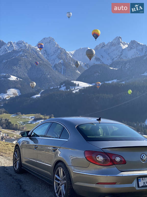 Купе Volkswagen CC / Passat CC 2011 в Києві