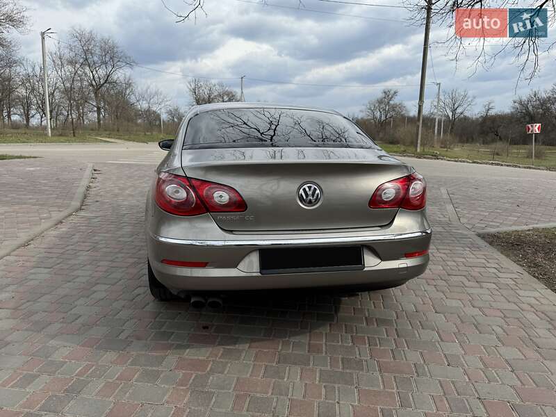 Купе Volkswagen CC / Passat CC 2011 в Кропивницком