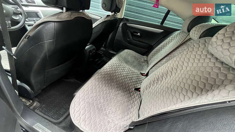 Купе Volkswagen CC / Passat CC 2014 в Киеве