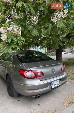 Купе Volkswagen CC / Passat CC 2011 в 