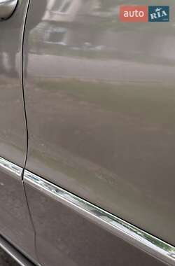 Купе Volkswagen CC / Passat CC 2011 в 