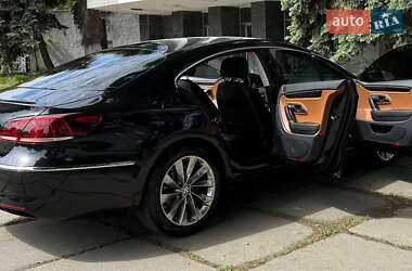 Купе Volkswagen CC / Passat CC 2012 в 