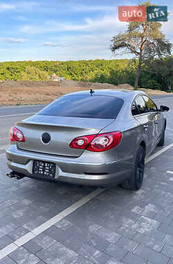 Купе Volkswagen CC / Passat CC 2010 в 