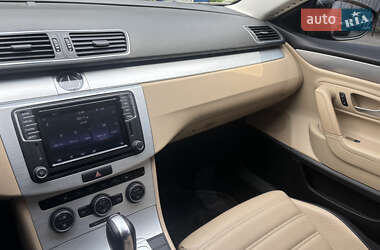 Купе Volkswagen CC / Passat CC 2015 в 