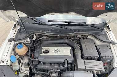 Купе Volkswagen CC / Passat CC 2012 в 