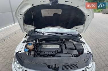 Купе Volkswagen CC / Passat CC 2012 в 