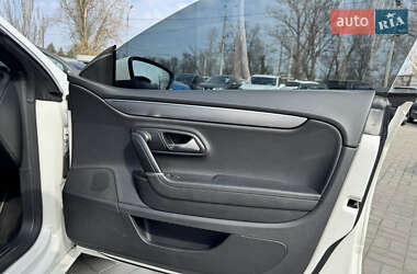 Купе Volkswagen CC / Passat CC 2013 в 