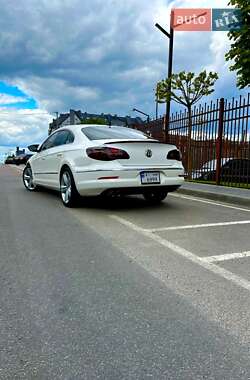 Купе Volkswagen CC / Passat CC 2011 в 