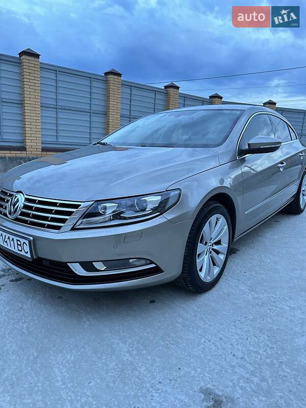Купе Volkswagen CC / Passat CC 2013 в Кропивницькому