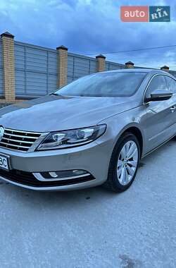 Купе Volkswagen CC / Passat CC 2013 в 