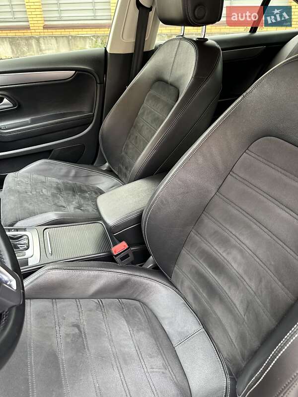 Купе Volkswagen CC / Passat CC 2013 в Кропивницькому