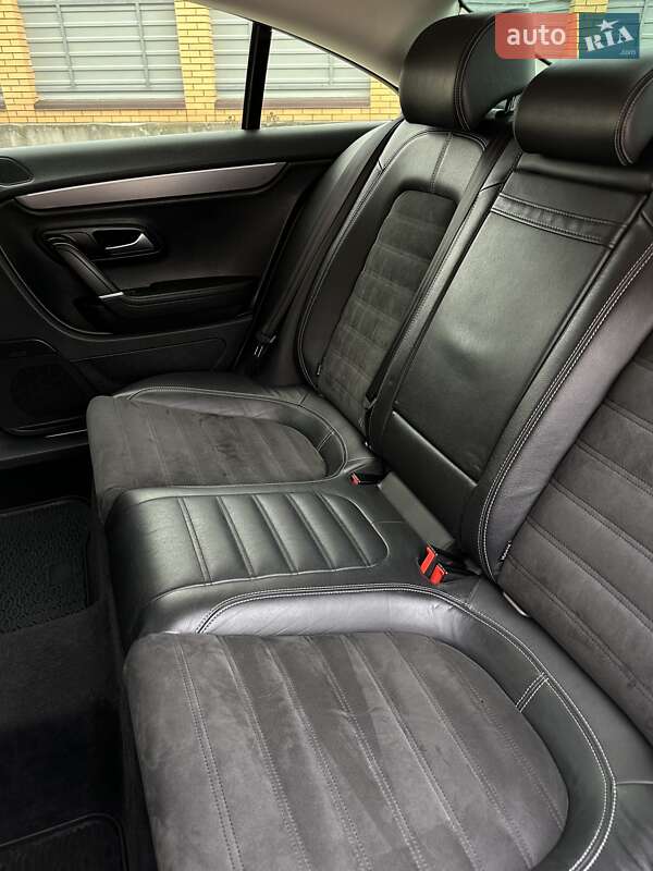 Купе Volkswagen CC / Passat CC 2013 в Кропивницькому