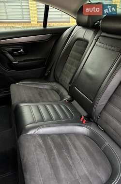 Купе Volkswagen CC / Passat CC 2013 в 