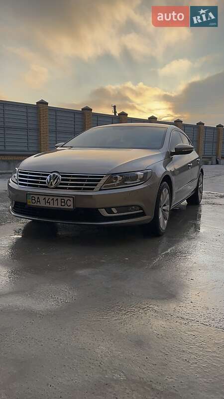 Купе Volkswagen CC / Passat CC 2013 в Кропивницькому