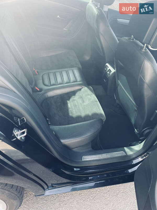 Купе Volkswagen CC / Passat CC 2013 в Миколаєві