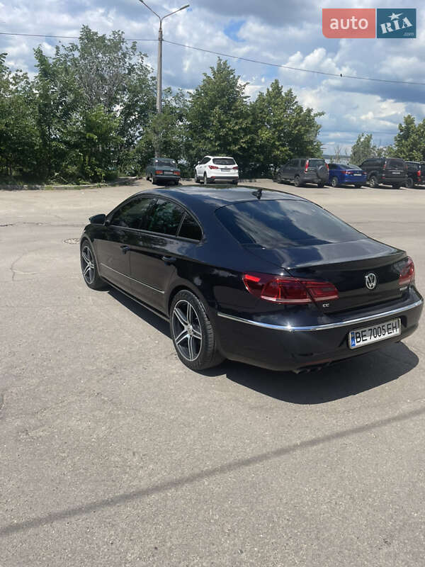 Купе Volkswagen CC / Passat CC 2013 в Миколаєві