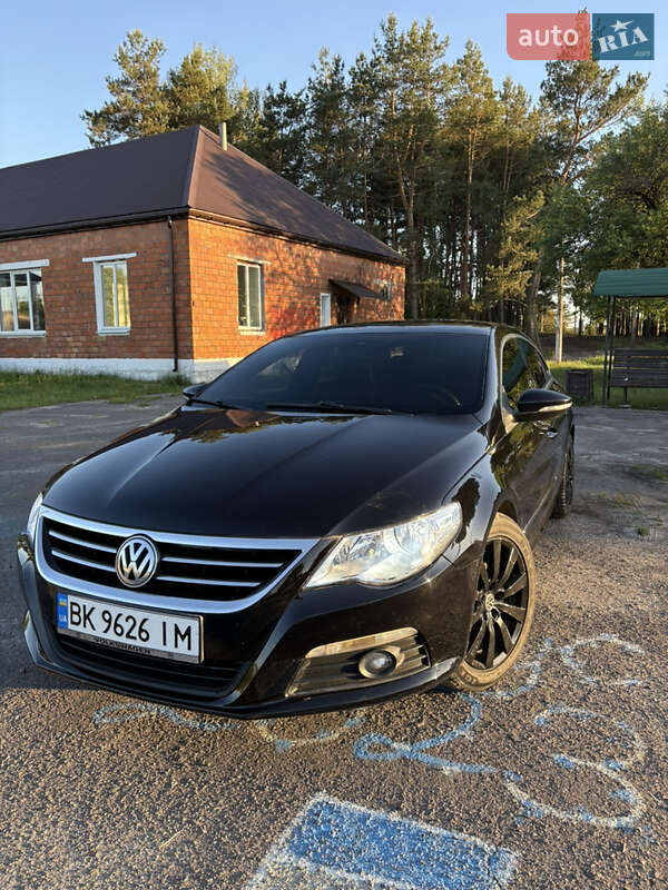 Купе Volkswagen CC / Passat CC 2012 в 