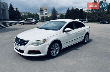 Купе Volkswagen CC / Passat CC 2010 в 