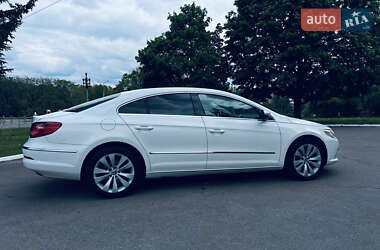 Купе Volkswagen CC / Passat CC 2010 в 