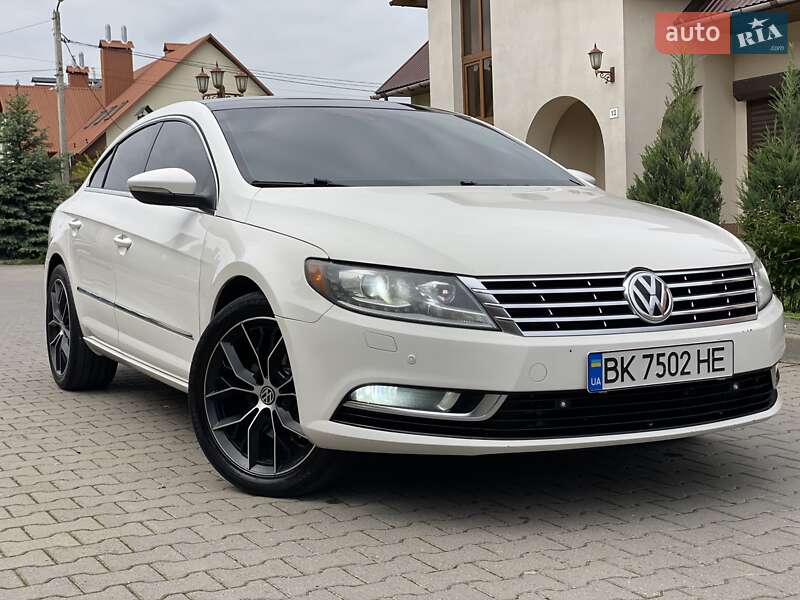 Купе Volkswagen CC / Passat CC 2012 в 