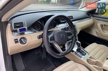 Купе Volkswagen CC / Passat CC 2012 в 