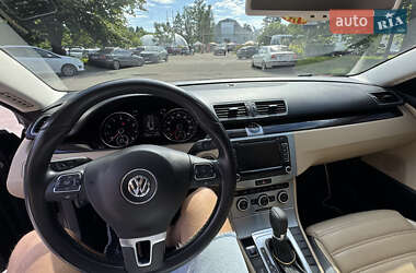 Купе Volkswagen CC / Passat CC 2013 в 