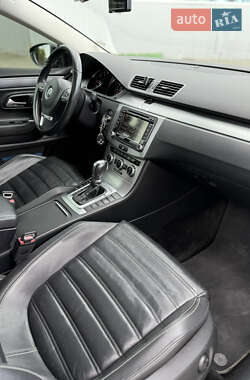 Купе Volkswagen CC / Passat CC 2012 в 